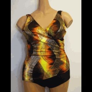 20D/DD NWT swimsuit surplus plus size